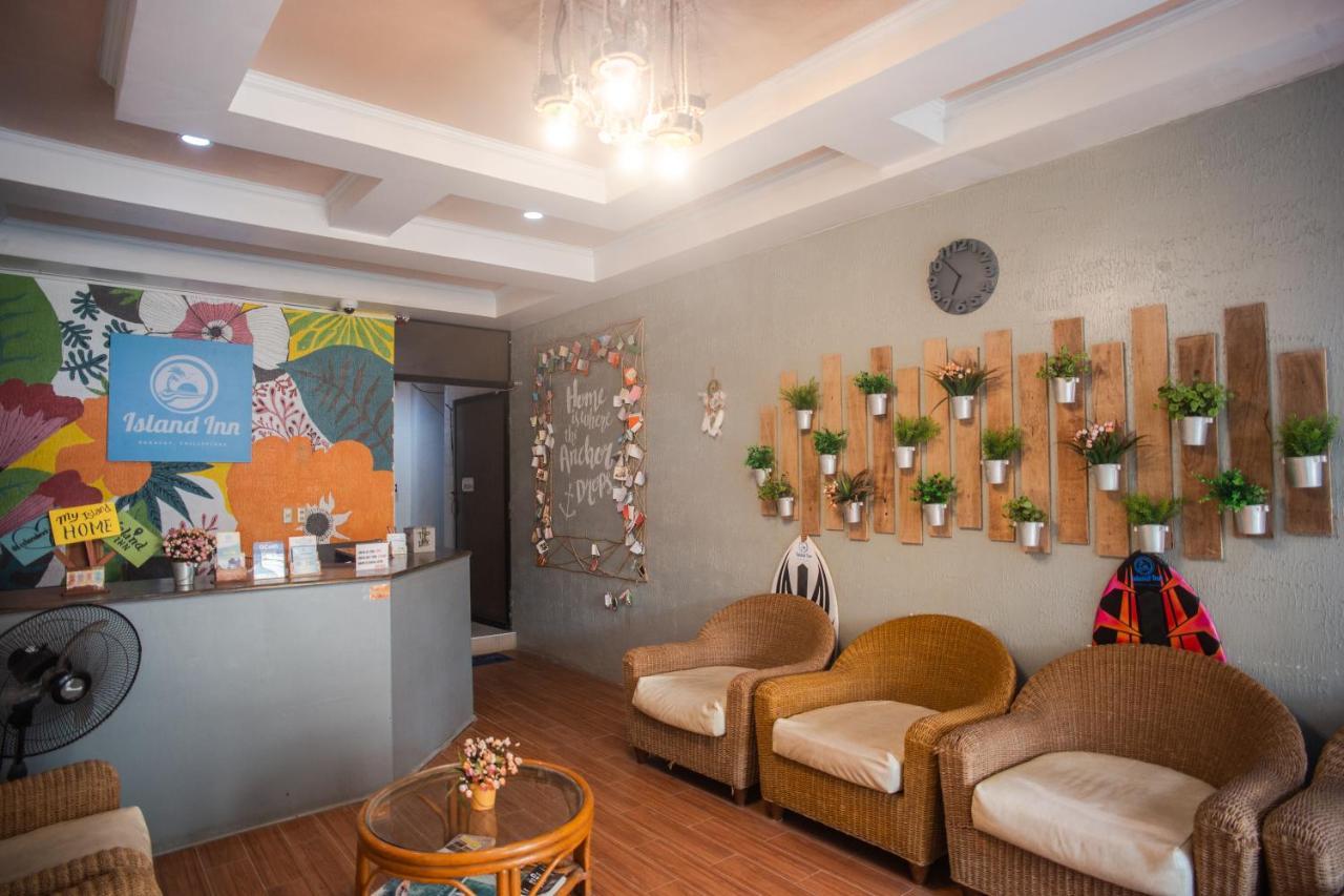 Island Inn Balabag  Экстерьер фото