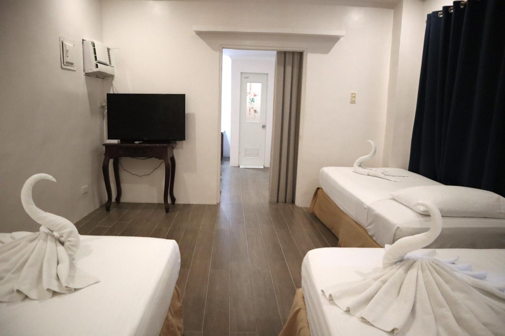 Island Inn Balabag  Экстерьер фото