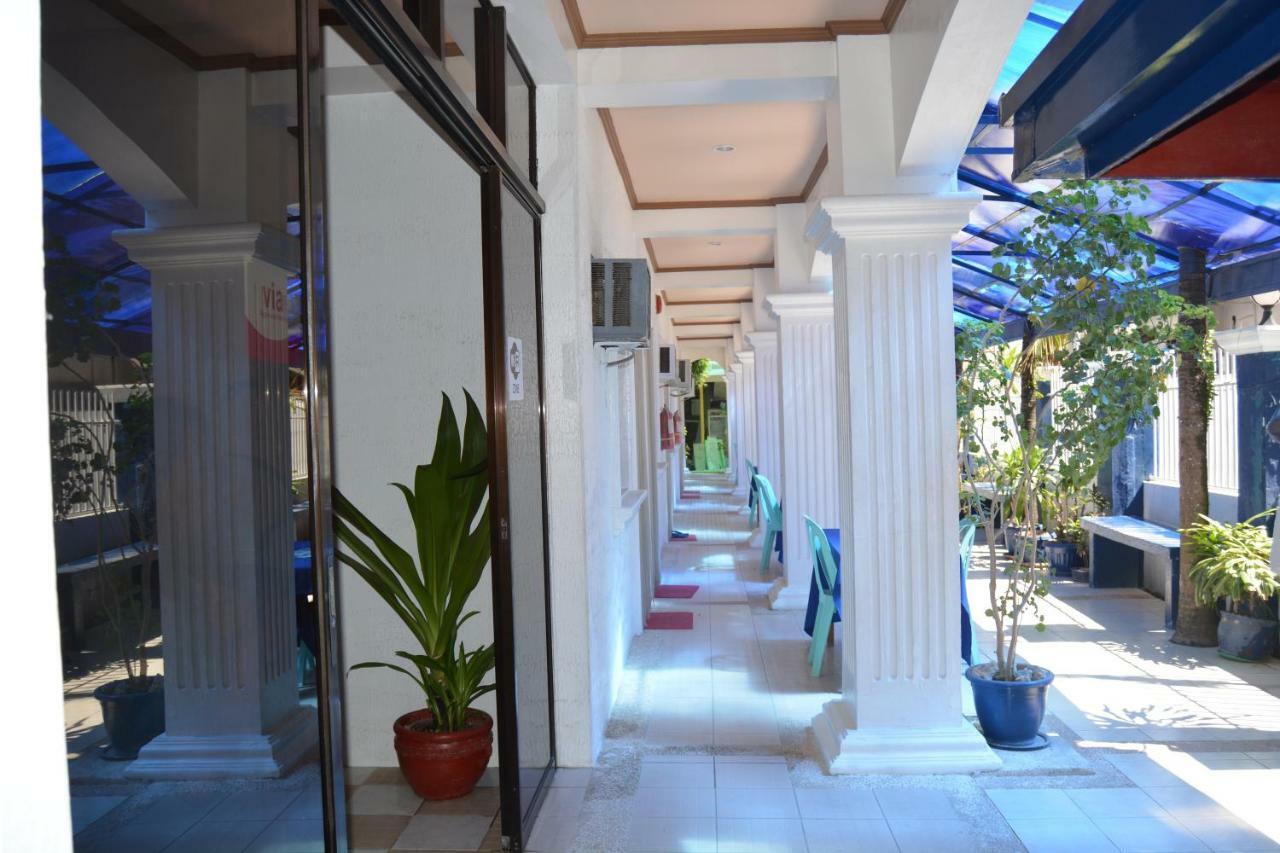 Island Inn Balabag  Экстерьер фото